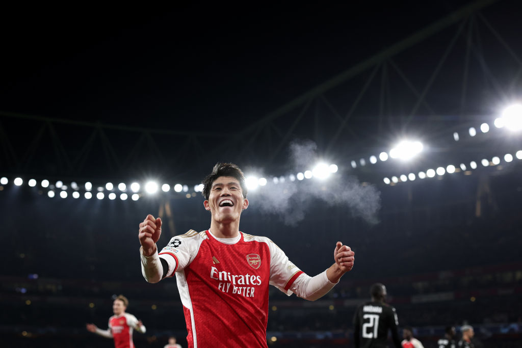 ランス戦での6－0大勝劇にとても嬉しそうな冨安　©Getty Images