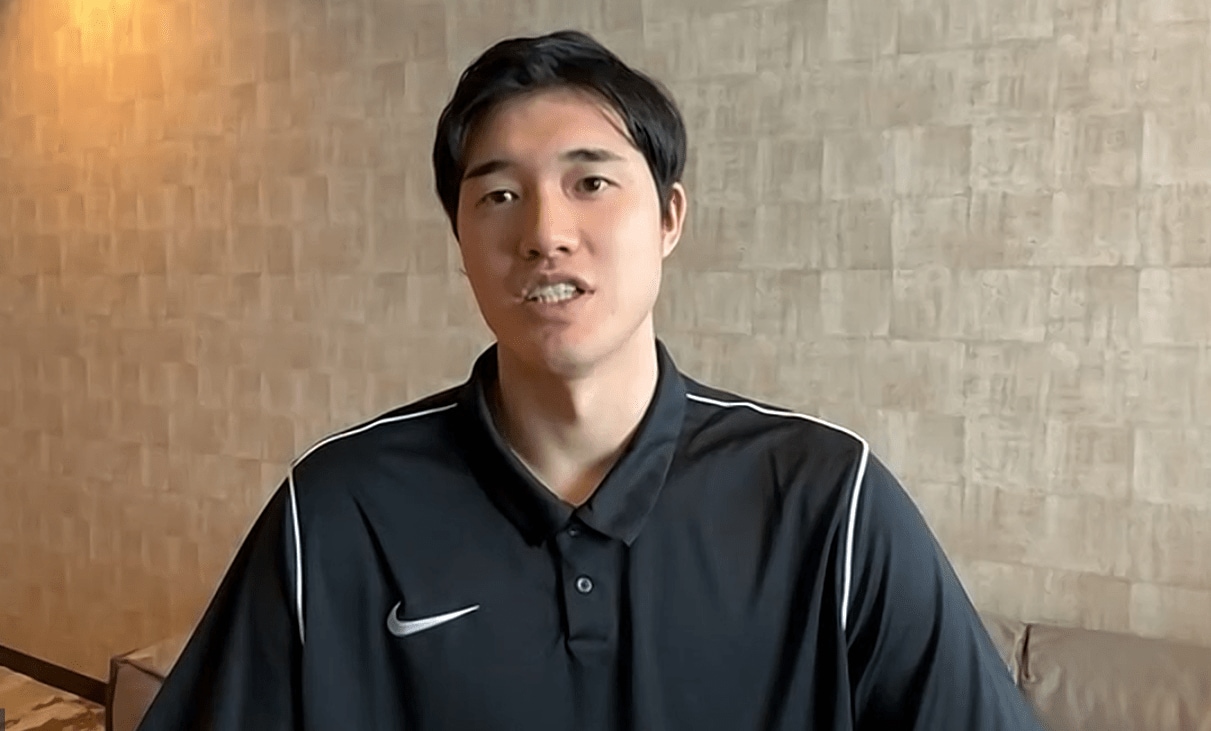 晴れやかな表情でオンライン会見に出席した渡邊雄太。8月のW杯への意気込みを口にした（筆者提供）