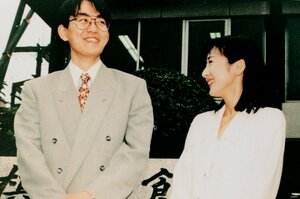 「彼女いるの？」20代の羽生善治は聞かれ続けた… 28年前、世間が驚いた朝ドラヒロインとの婚約「結婚したら弱くなるのでは？」も七冠で吹き飛んだ