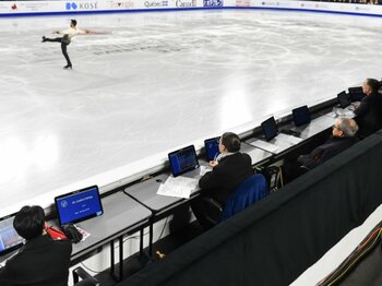 ISUが審判の倫理規定に大鉈！北京冬季五輪のフィギュアにも影響。＜Number Web＞ photograph by ISU via Getty Images