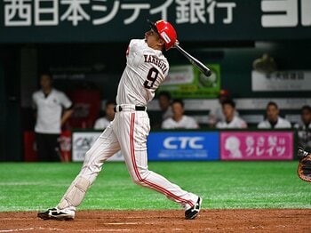 左打者は俊足よりも強打者がいい？ドラフトに見るチーム強化の早道。＜Number Web＞ photograph by Hideki Sugiyama