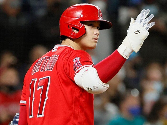 大谷翔平の本音「ファンも雰囲気も好き。ただ…」“両リーグDH制”移行で大谷争奪戦はさらに激化? エンゼルスの策は…<Number Web> photograph by Getty Images
