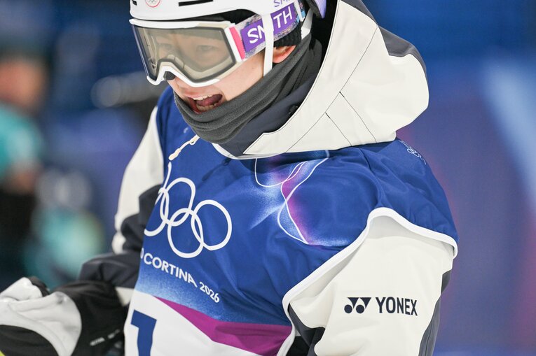 会心のランに雄叫びの戸塚優斗　©Nanae Suzuki/JMPA