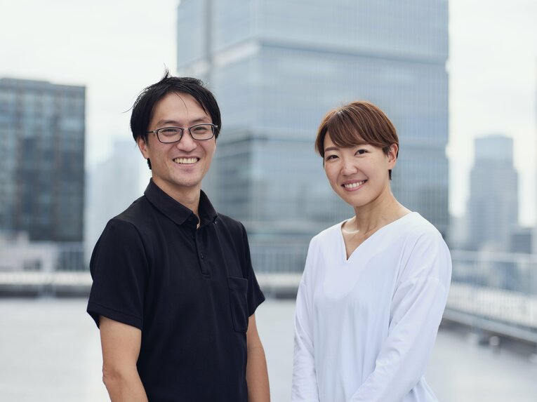 今年で結婚10年目を迎える寺田選手と佐藤峻一さん夫婦　©Yuki Suenaga