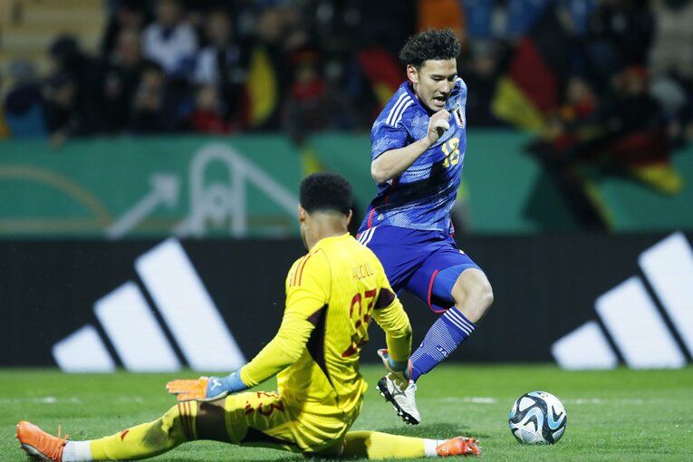 「CLやELに出ているドイツ有望株のフィジカルに負けず…」パリ世代日本代表を撮って感じた“肉体とハートの充実ぶり”(28)