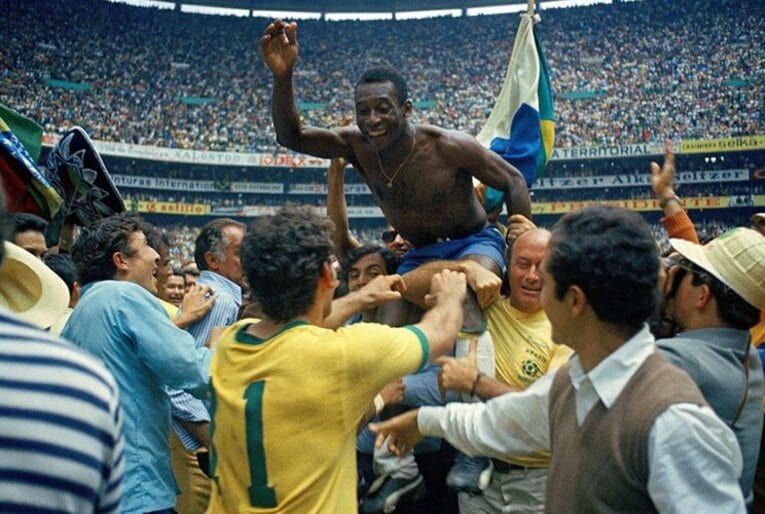 実は恋多き男!? 祝・80歳ペレの知ってるようで知らないキング伝説＆生涯ベストゴールとは(2)