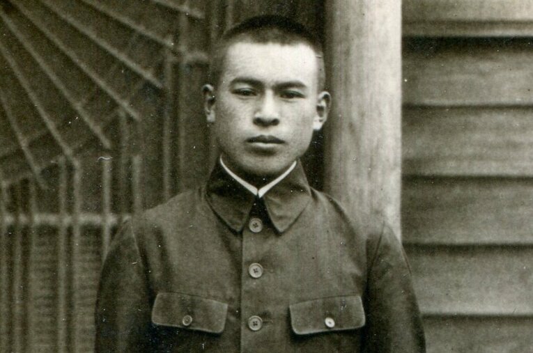 女傑クリフジとのコンビで1943年の日本ダービーを制した前田長吉。20歳3カ月での優勝は現在も残る史上最年少記録 ／ photograph by Sadanao Maeda