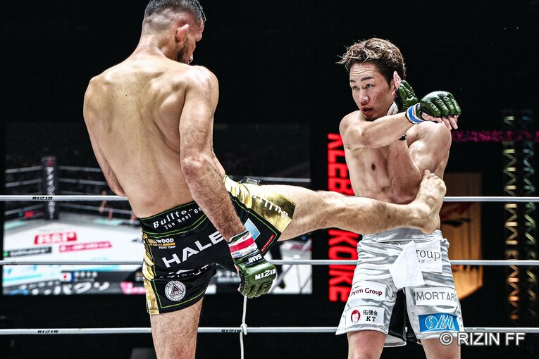 『超RIZIN.4』朝倉未来vs.クレベル・コイケ　©RIZIN FF