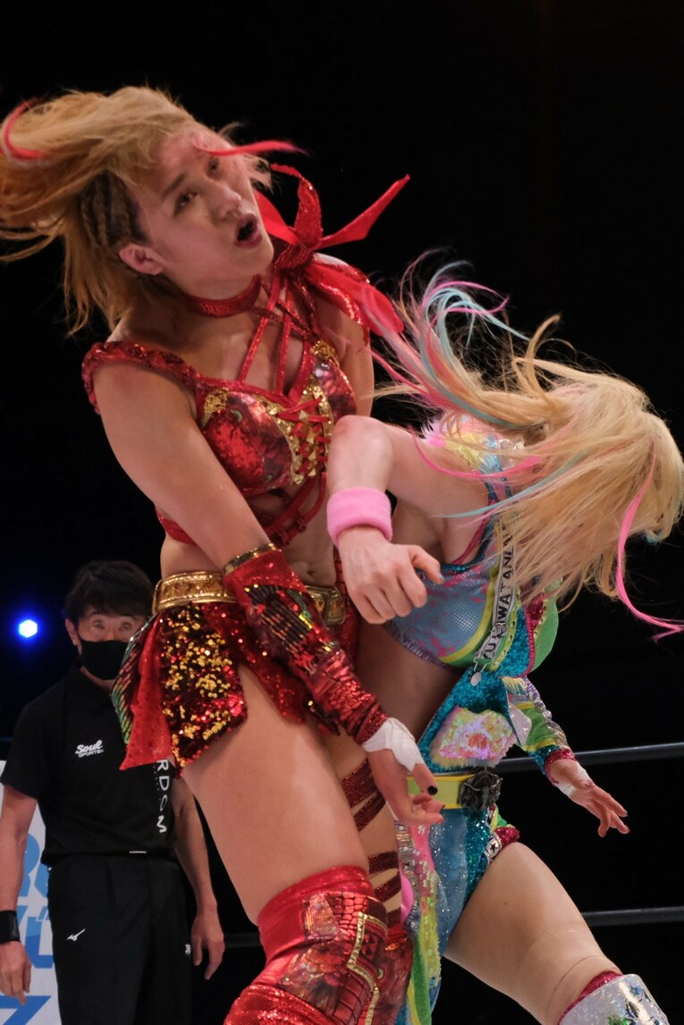「女子プロレスを背負って立つ」スターダム王者・朱里が語る“朱いベルト”への思い…岩谷麻優戦で「ドローは絶対に嫌だった」理由とは？(46)