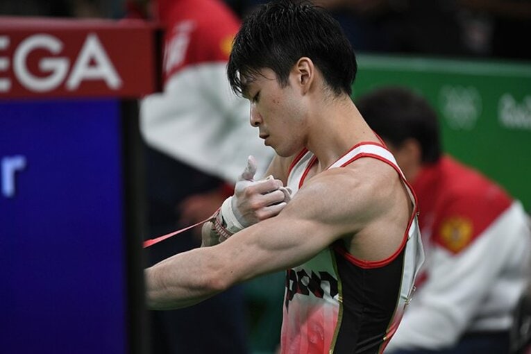 内村航平「やっぱ、むずいな」　離れ技でミスも“1分間の鉄棒決戦”で五輪へ新たな一歩(8) ／ photograph by Asami Enomoto／JMPA