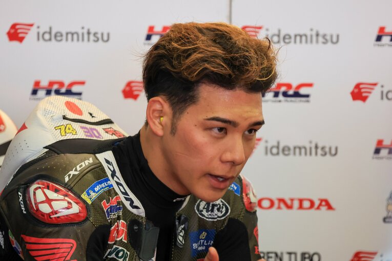 得意のムジェロで苦戦し、厳しい表情を見せる中上　©Satoshi Endo