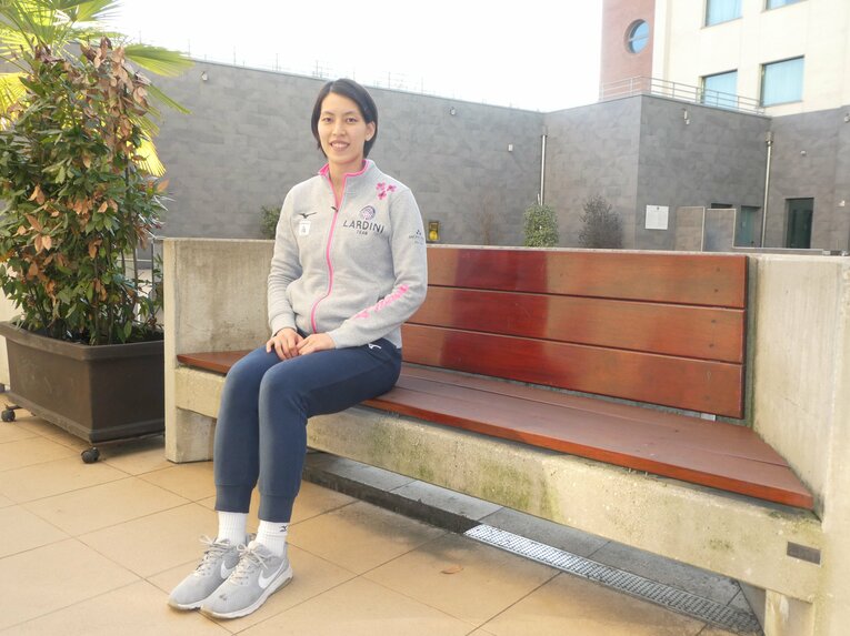 2018/19シーズン、イタリア・セリエAのラルディーニ・フィロットラーノでプレーした頃の岩崎こよみ（当時・冨永）©︎Noriko Yonemushi