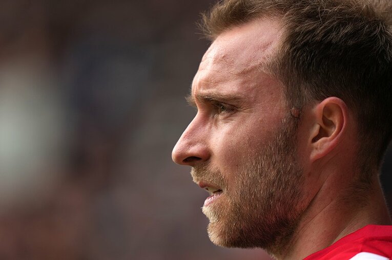 心臓発作から一命をとりとめたエリクセン。フットボーラーとして復帰後、活躍を見せている ／ photograph by Getty Images