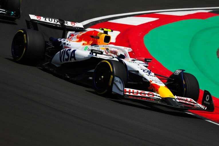 今季序盤2戦にRBで出走し、明るい表情を見せることが多かった角田　©Getty Images / Red Bull Content Pool