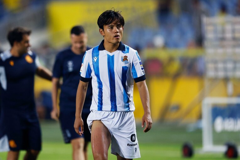 3戦連続MVP久保建英が「ユニ引っ張られても突破」気になる右足テーピングとシルバ引退の影響…“タケの配信に映らない表情”を撮った(22)