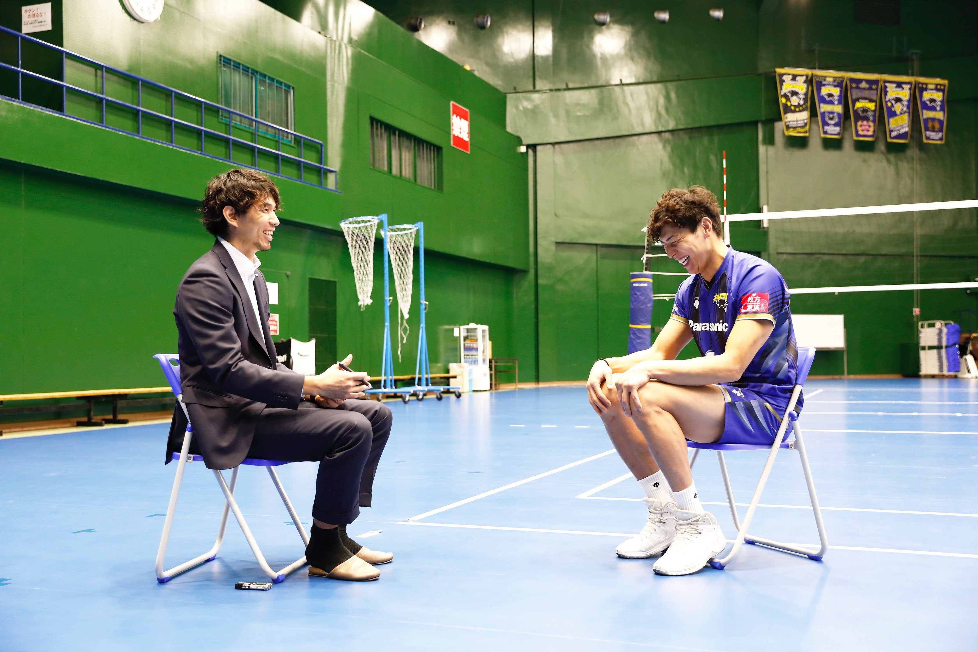 対談の様子。現役時代とは違う“緊張感”があったという　（写真提供／パナソニック オペレーショナルエクセレンス株式会社）