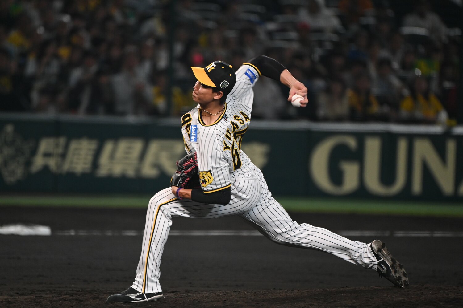 8回に打者3人に対し2奪三振を含めピシャリと抑えた湯浅　©︎Naoya Sanuki