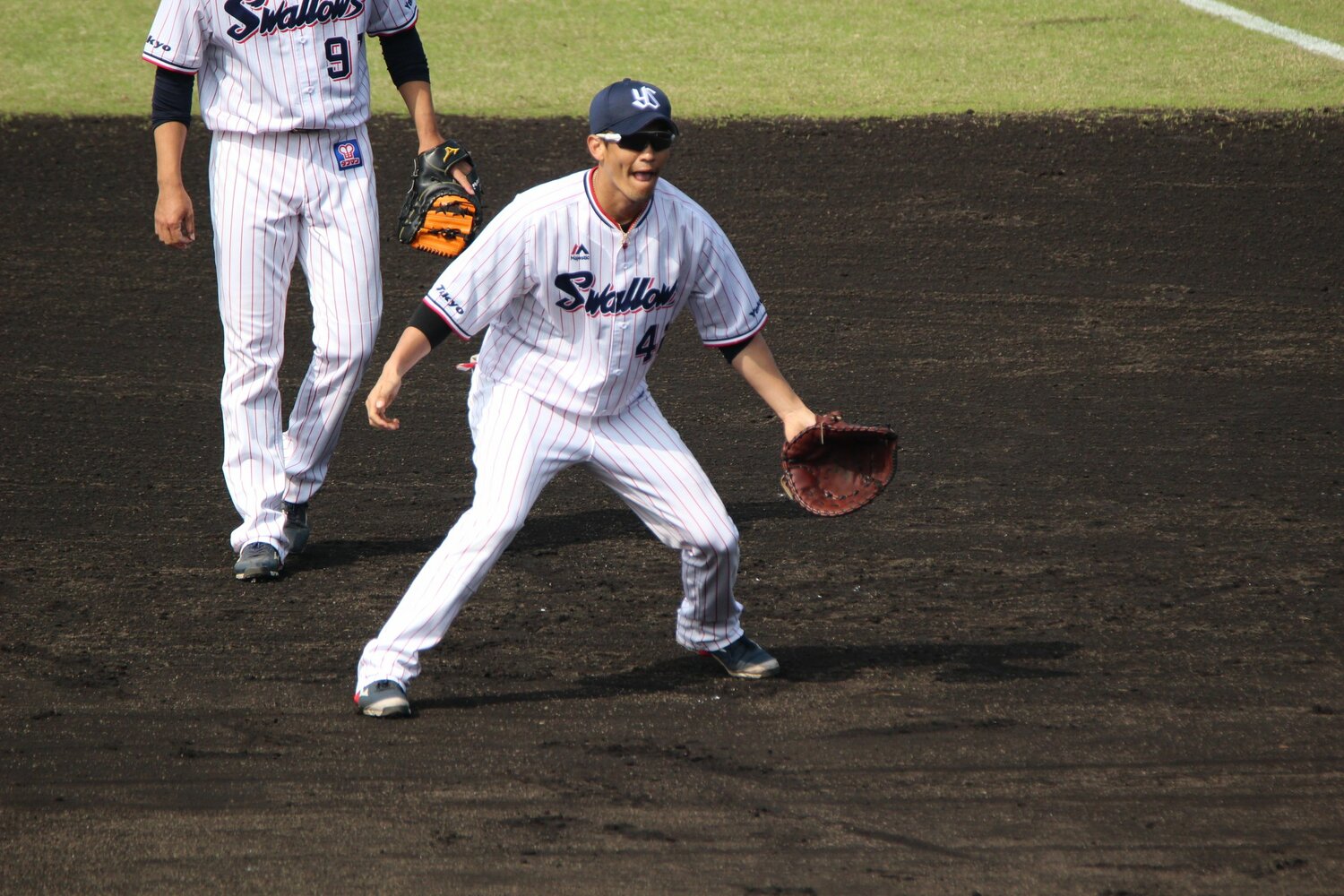 キャンプでの坂口 ©Kou Hiroo