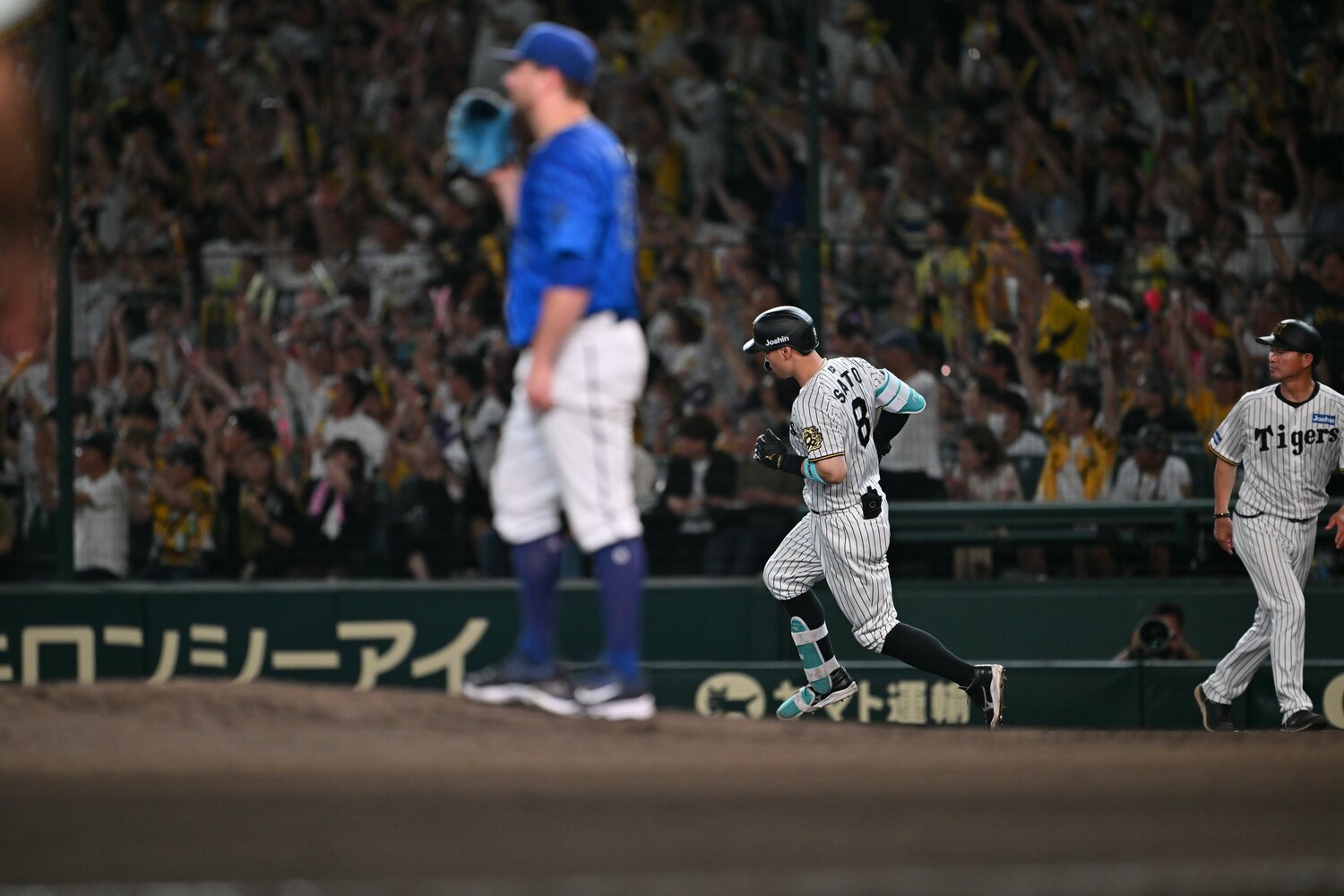 森原が調整する間、一軍は乗り切れないままタイガースに引き離されていった　©Hideki Sugiyama