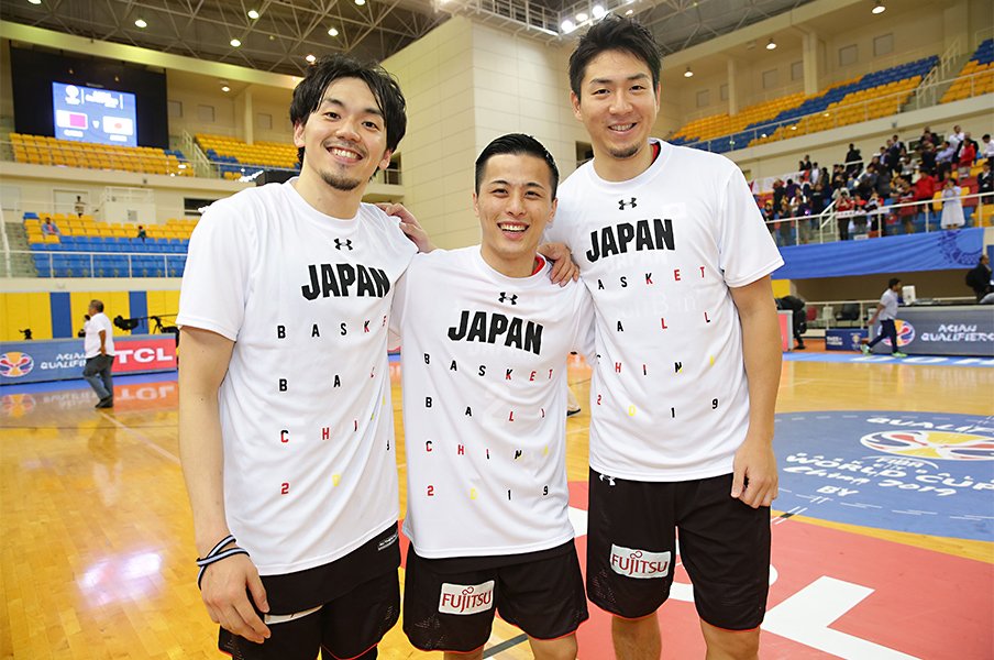 W杯出場を決めた選手たちが凱旋！Bリーグで彼らの凄技を目撃せよ。＜Number Web＞ photograph by AFLO