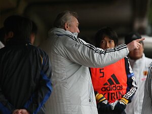 引退発表当日…オシムが語った“サッカー選手・中村憲剛”「できることなら撤回してほしい」