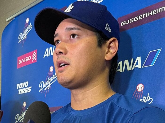 「苦しいと思うけど…」大谷翔平は“勝ちを消されても”崩壊リリーフ陣をかばった「調整モードは終わった、と」ロバーツ監督の一言に報道陣騒然＜Number Web＞ photograph by Naoyuki Yanagihara