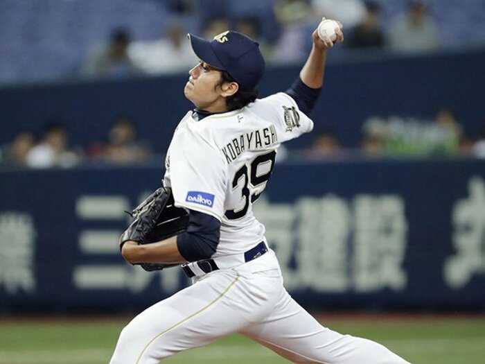 今も右目の横には傷跡が……。オリ・小林慶祐が目指す復活の道。<Number Web> photograph by Kyodo News