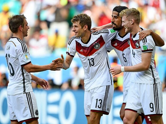 「信じられないくらいコンパクト」前半で勝負を決めたドイツの“満足”。＜Number Web＞ photograph by Getty Images