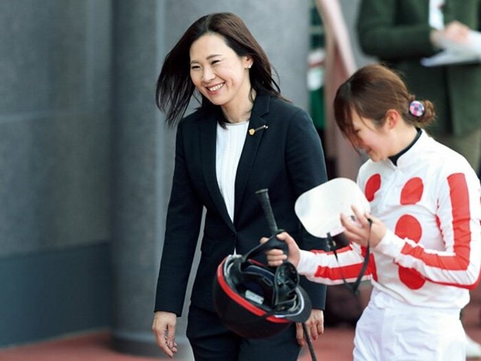 今年誕生した“JRA初”の女性調教師「女性であっても男性と同じ土俵で戦える職業」 前川恭子厩舎、開業から3カ月の現在地＜Number Web＞ photograph by AFLO