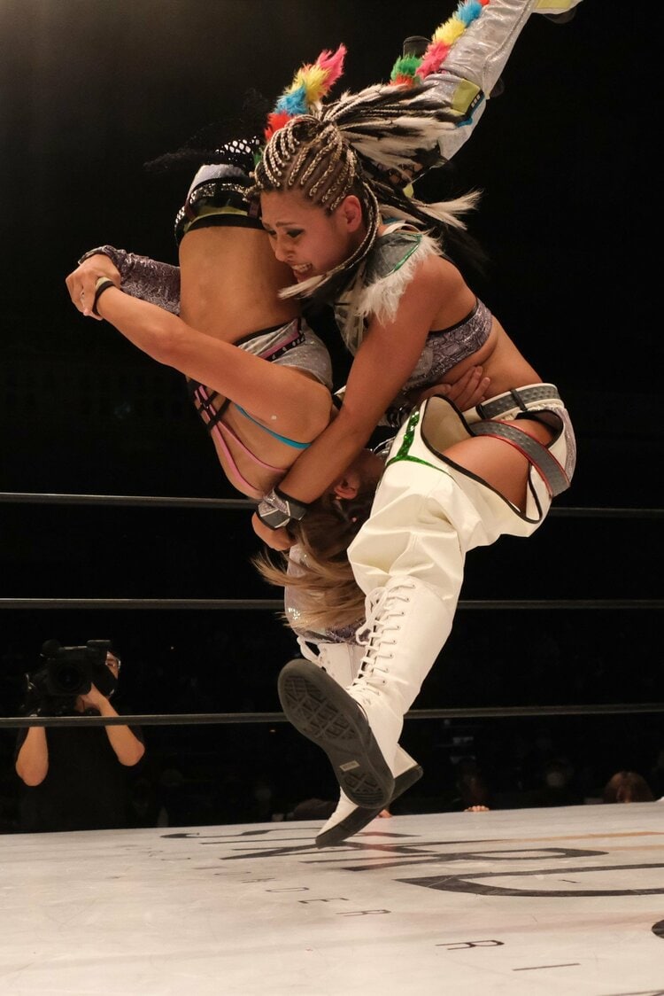 スターダム退団マッチで小波が“亡き戦友”木村花の技に込めた意味とは