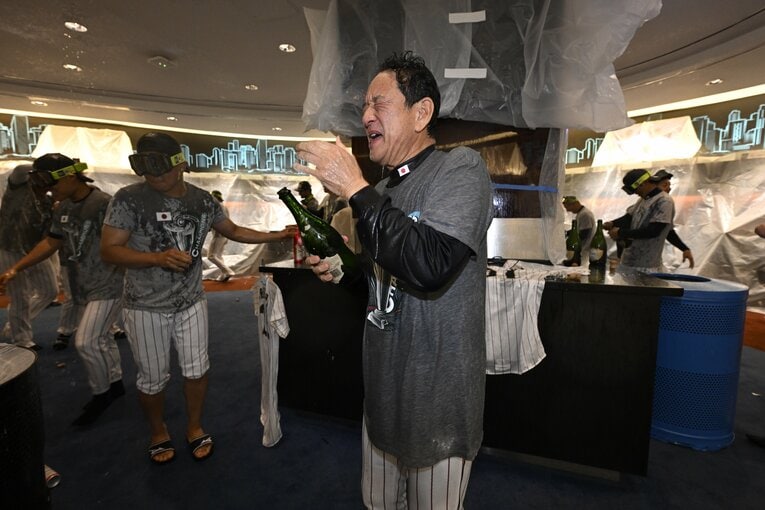 栗山監督　代表撮影