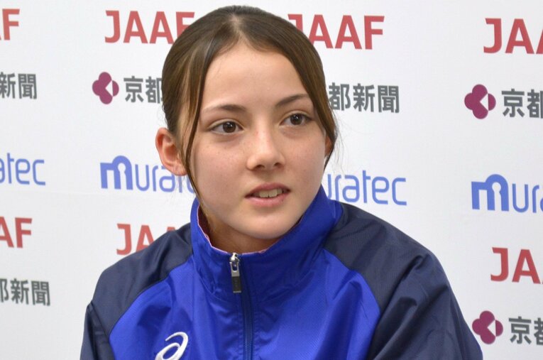 全国女子駅伝のレース後に取材に応じたドルーリー朱瑛里（岡山県代表／津山高校） ／ photograph by JIJI PRESS