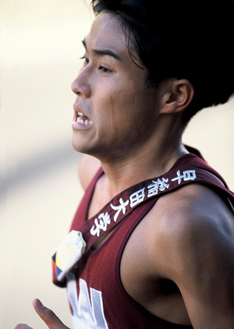 1990年代の箱根路で絶大な人気を誇った早大の渡辺。新妻もその走りに憧れたという　©BUNGEISHUNJU