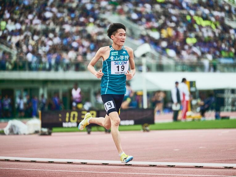 関カレ2部5000ｍで日本人2位となる6位に入った折田。先頭の留学生集団に果敢に勝負を挑むなど積極性も目立った　©︎Yuki Suenaga