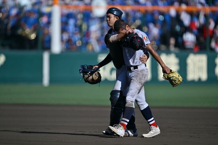 甲子園名試合…横浜vs県岐阜商の現地カット　©Hideki Sugiyama