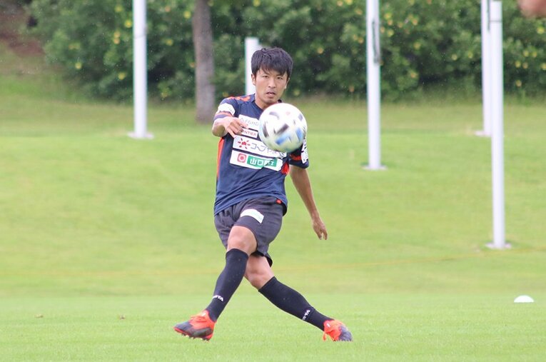 8月14日で36歳となるMF佐藤健太郎。J1・J2通算400試合出場まであと「2」。 ／ photograph by RENOFA YAMAGUCHI FC