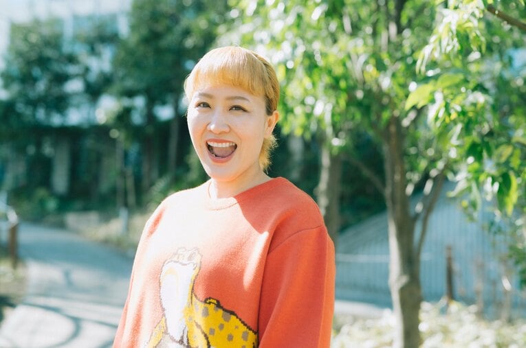 母となって1年、難産だった第一子誕生から子育て生活を明かした丸山桂里奈。3月26日に41歳となる ／ photograph by Asami Enomoto