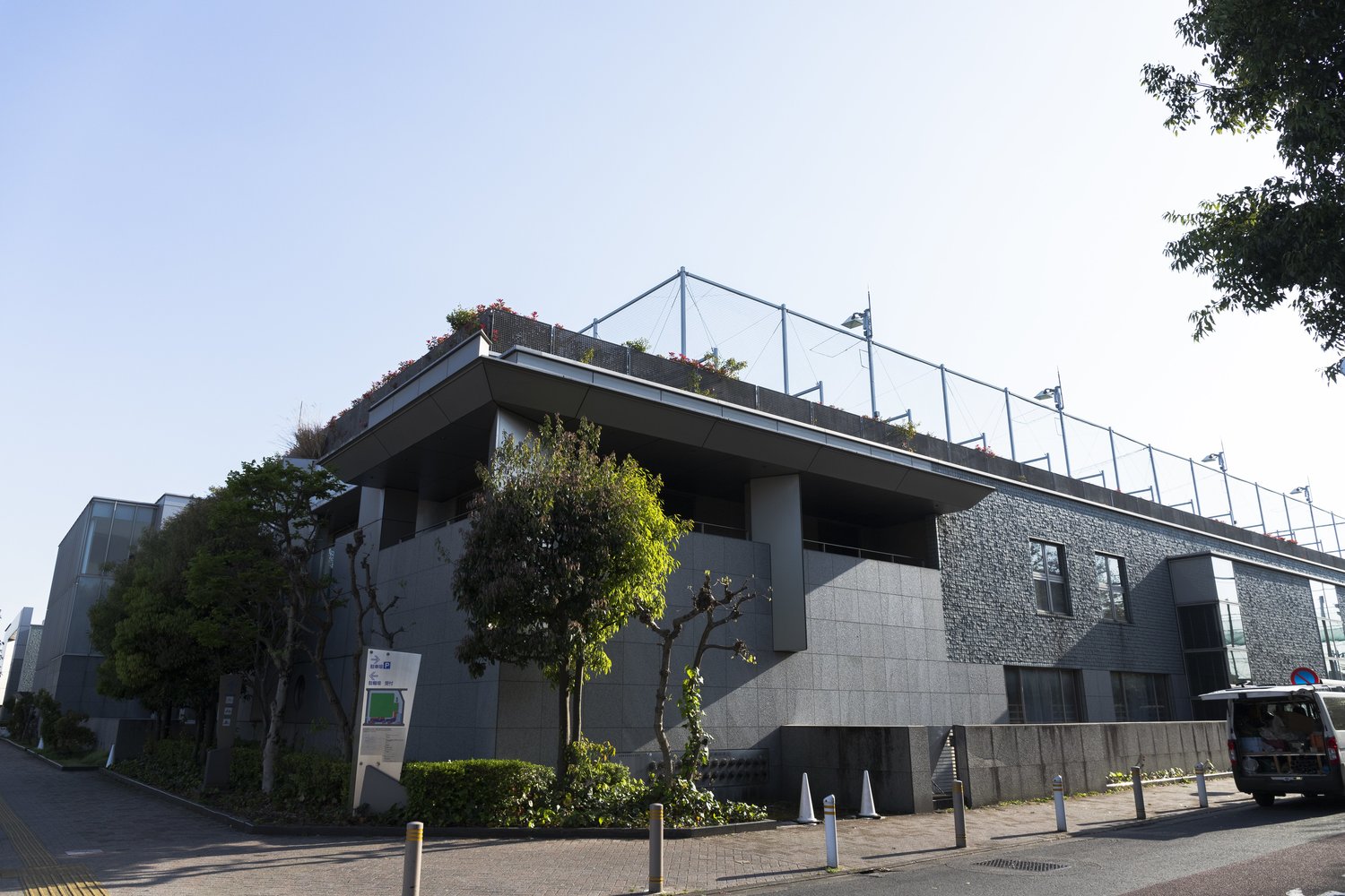 上井草球場の跡地は上井草スポーツセンターになっていた