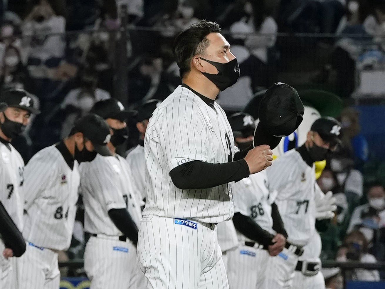 就任5年目を迎えたロッテ井口監督 ©KYODO