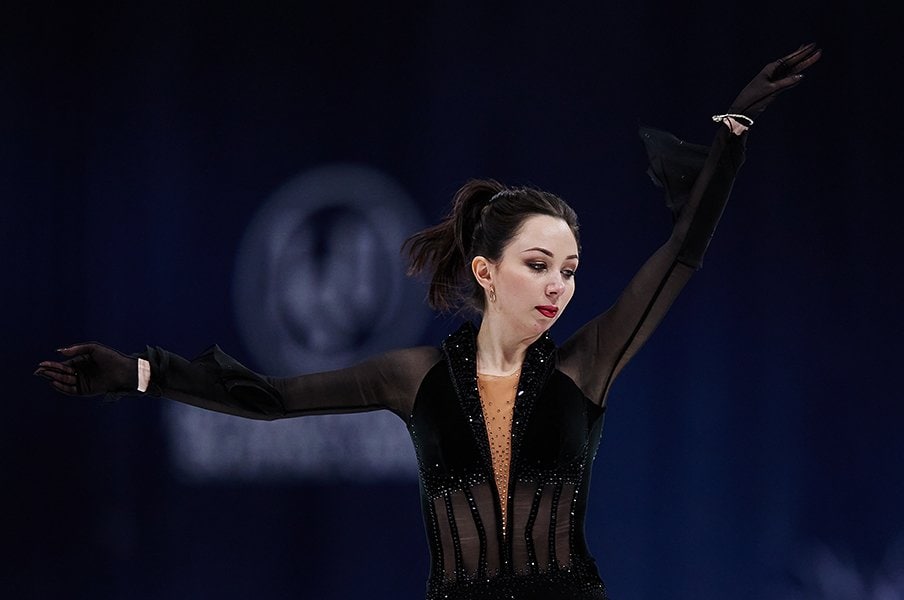 女帝トゥクタミシェワ24歳が世界フィギュアで銀…2度オリンピック代表を逃し、北京でリベンジなるか＜Number Web＞ photograph by Getty Images