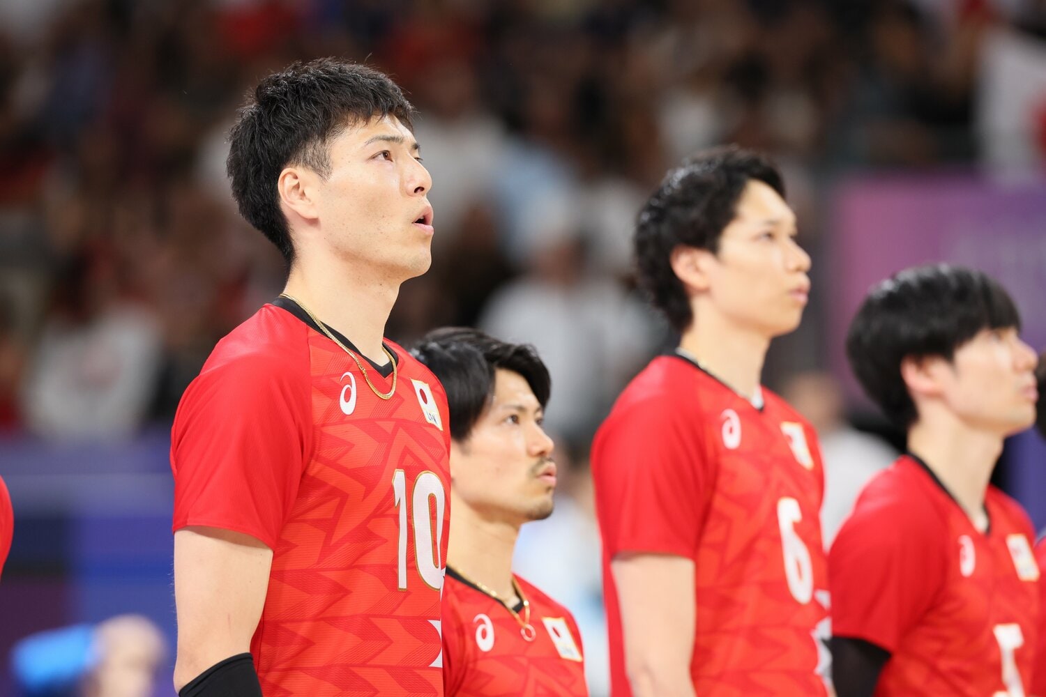 準々決勝イタリア戦では、引き締まった表情で国歌斉唱に臨んでいた　©︎Kaoru Watanabe/JMPA