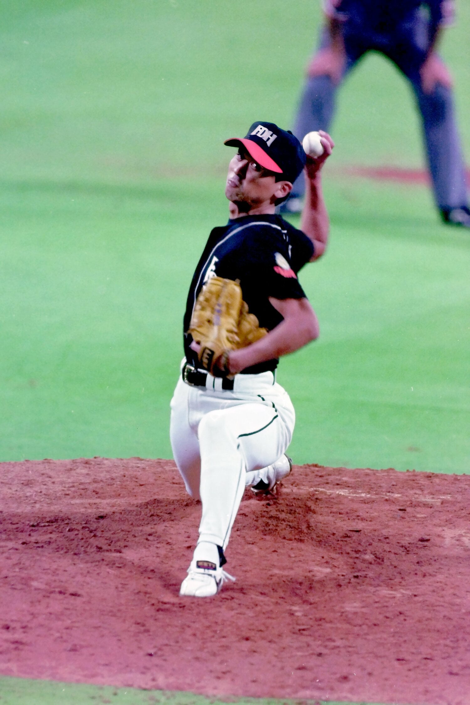 藤井将雄がマウンドに上がった　©Koji Asakura