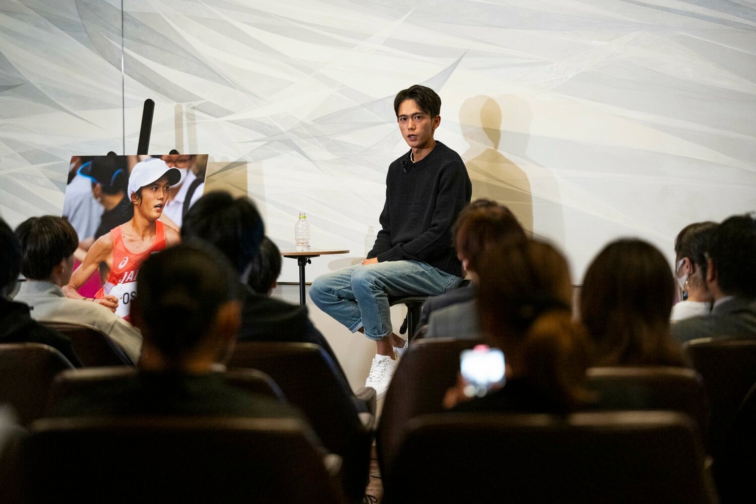 トークショーでMGCについて自分自身の哲学にもとづいた言葉で語る大迫傑　©Tomosuke Imai