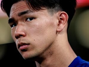 サッカー界のケンカもゴシップも「文春砲ドイツ版」エース記者が代理人事務所に…生々しい移籍情報ウラ話「たとえば塩貝健人は」「ときに既成事実化も」