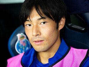 中島翔哉が苦闘中、ポルトの内情。血の気が多い監督に強烈なライバル。