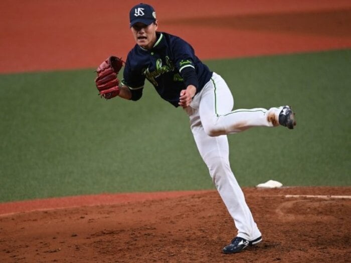 伊藤智仁コーチが人差し指を1本“立てざるを得なかった”ワケ…ヤクルト高橋奎二がオリックスを完封できた《4つのポイント》＜Number Web＞ photograph by Naoya Sanuki