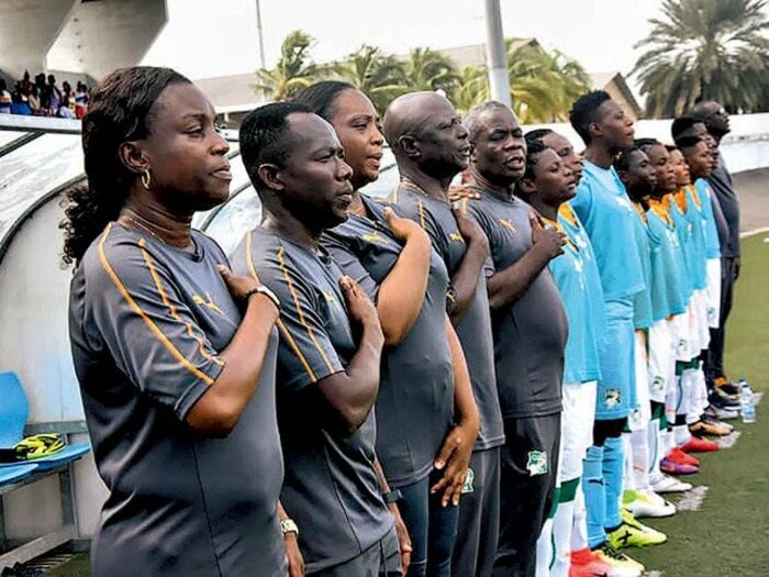 妻はキリスト教で夫はイスラム教。コートジボワール代表監督夫婦の情熱。＜Number Web＞ photograph by Photos Facebook Federation ivoirienne de football