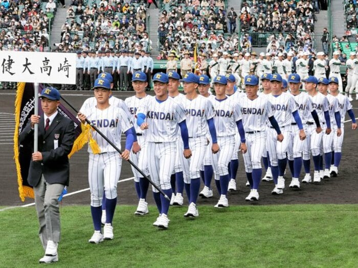 なぜ強豪クラブの中学生は健大高崎を選ぶ？ “良い環境”だけじゃない高校野球の最新リクルート事情…訴えるのは“誰のもとで野球をやるか”＜Number Web＞ photograph by JIJI PRESS
