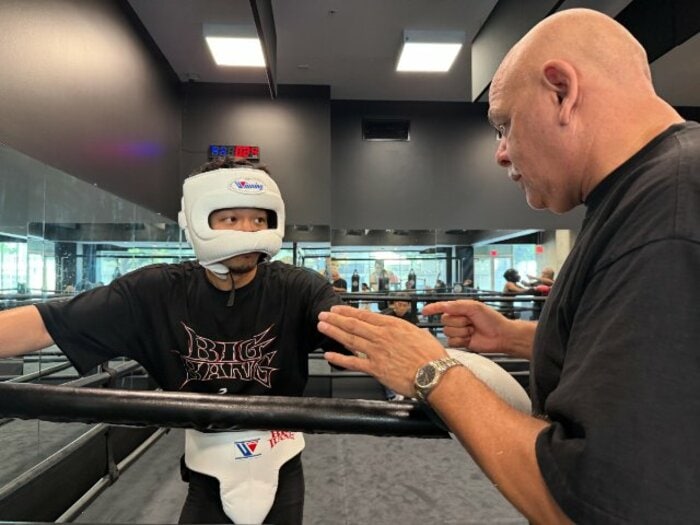 中谷潤人との“恐怖のスパー”「鼻を折られて血まみれになった」親友の証言…「まったく普通じゃなかった」“最高の生徒”に師ルディは何を授けたのか？＜Number Web＞ photograph by Yuriko Miyata