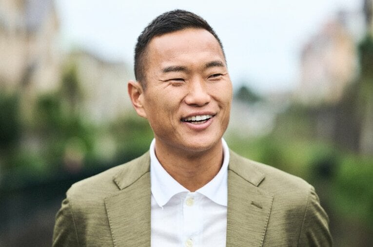 10月28日、今シーズンでの引退を発表した鄭大世に、引退決断の理由と発表翌日に飛び出した「引退したくない！」発言の真意を聞いた（全3回のうち、第1回） ／ photograph by Yuki Suenaga